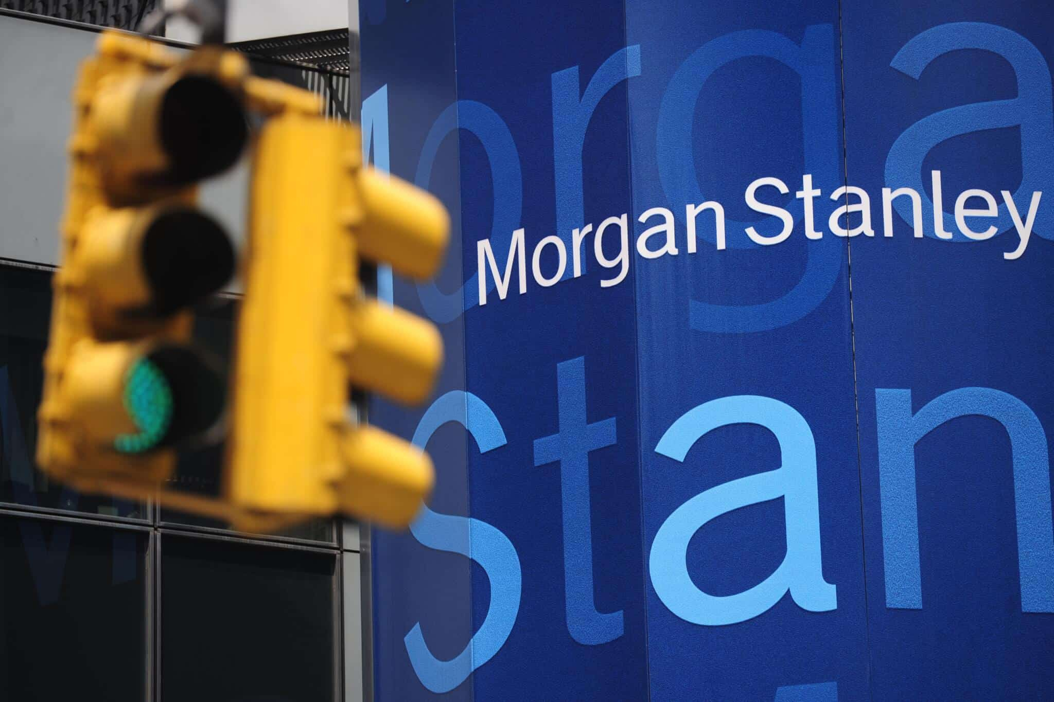 First Major U.S. Bank Enters the Arena! Morgan Stanley Applies to Launch  Bitcoin and Solana ETFs | 區塊客 on Binance Square
