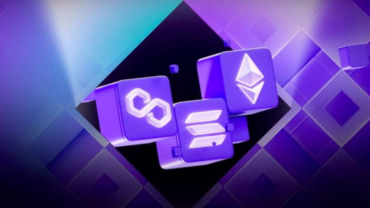 Phantom is a cryptocurrency wallet and browser extension that utilizes the