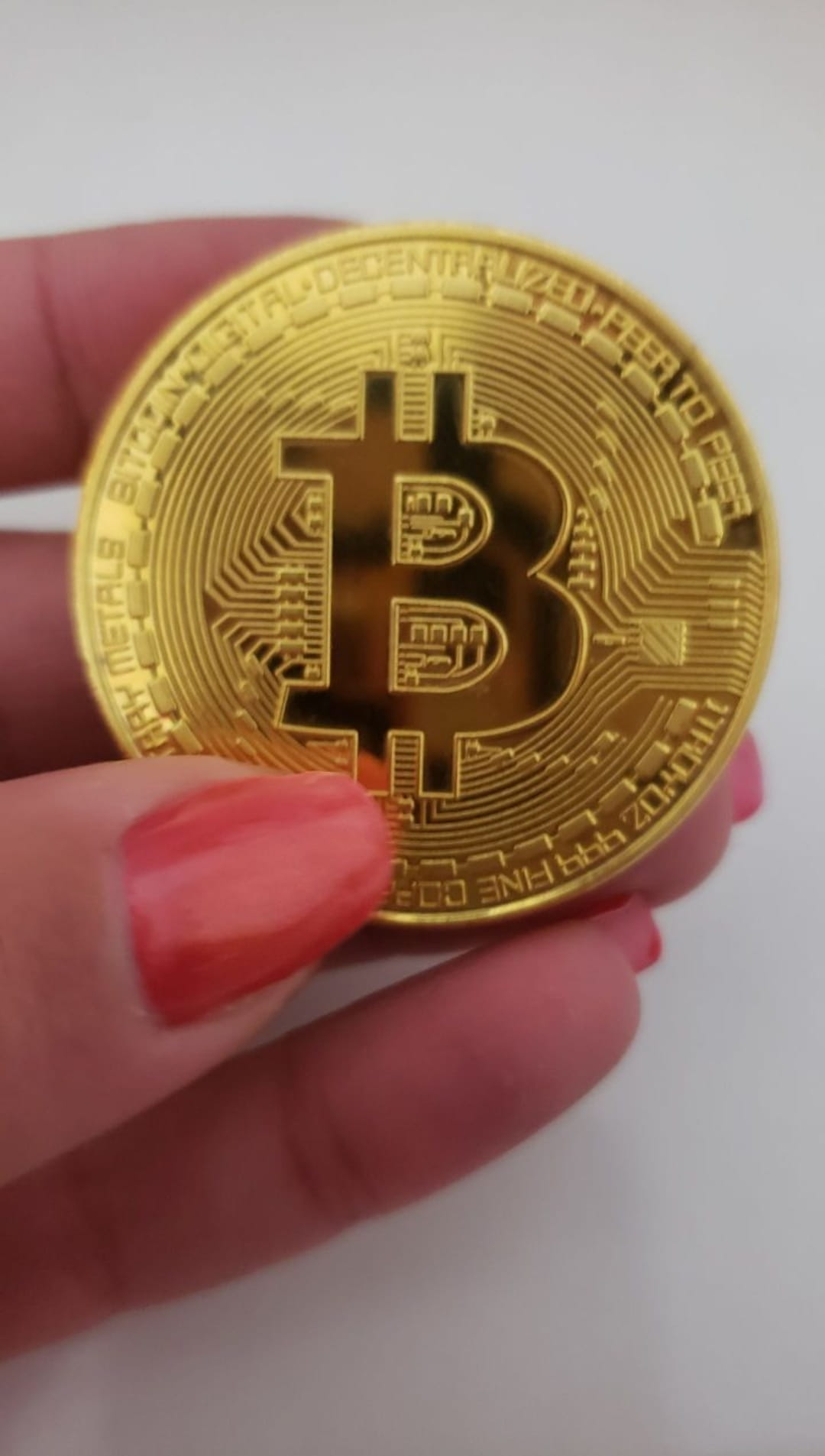 ⭐ One of the key benefits of Bitcoin is that it is resistant | The Buzzing  Bee på Binance Square