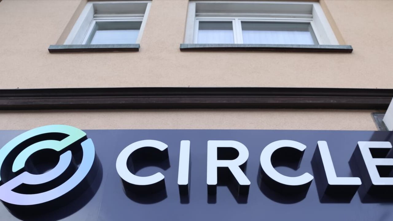 Circle Internet Financial Takes Stride Towards IPO With Confidential S ...