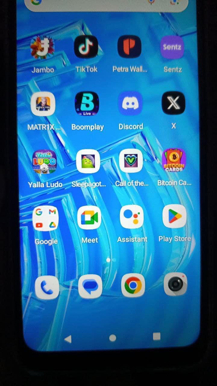 Chiếc Jambo Phone đầu tiên đã chính thức có mặt ở Việt Nam s | Dr Doom trên  Binance Square