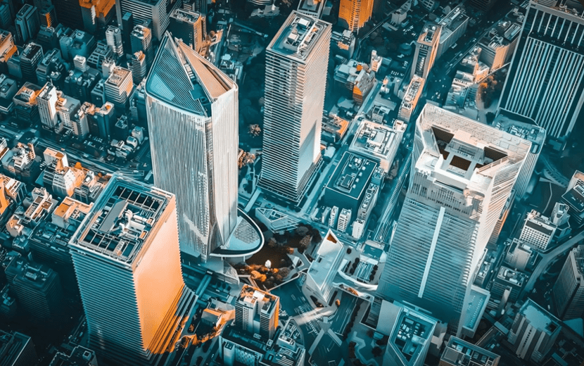 图片包含 电路, 桌子, 充满, 柜台<br /><br />描述已自动生成