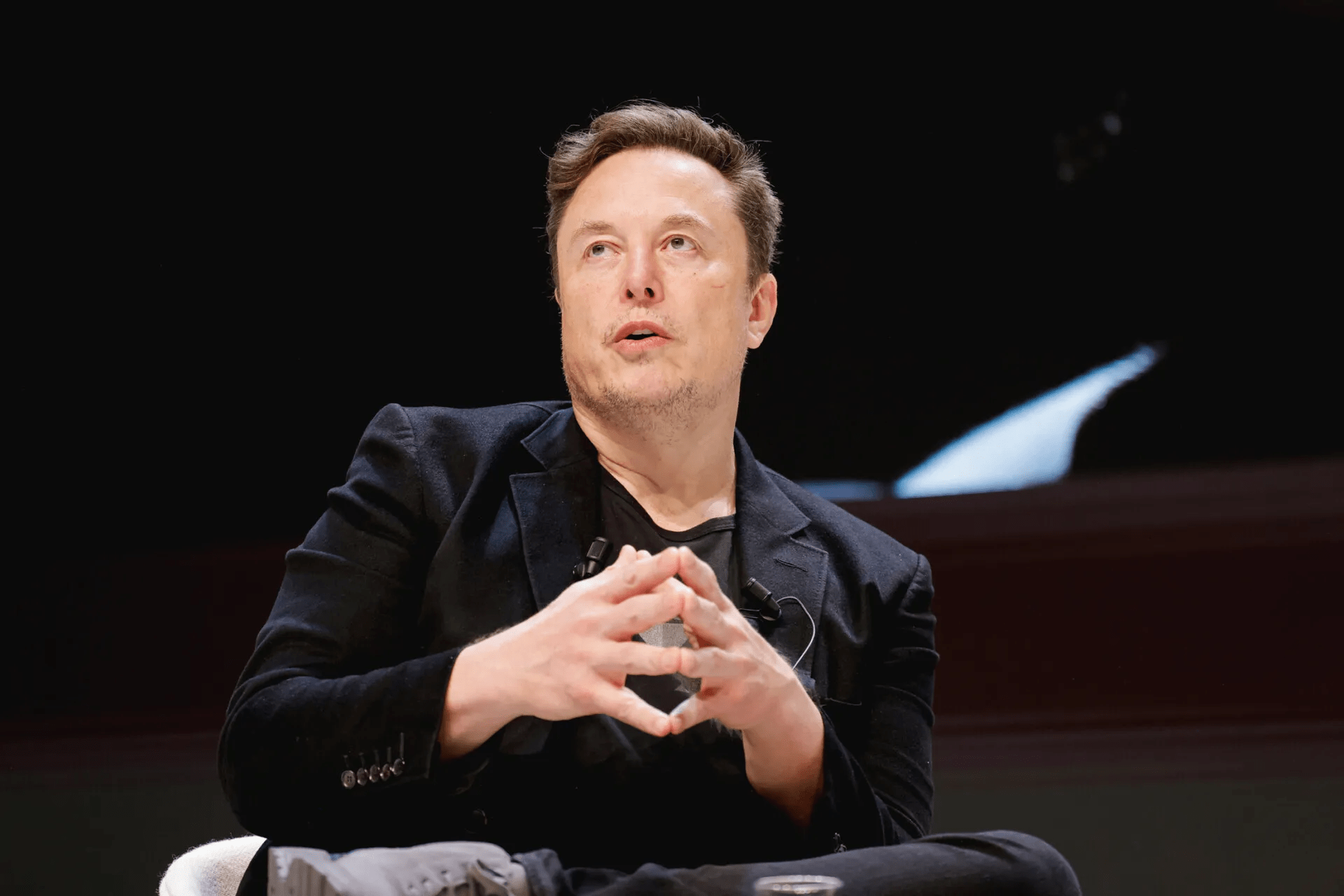 EU muốn X của Elon Musk trả 1 tỷ USD tiền phạt vì "thông tin sai lệch" – và  Trump không thể ngăn cản điều đó | Moon5labs trên Binance Square