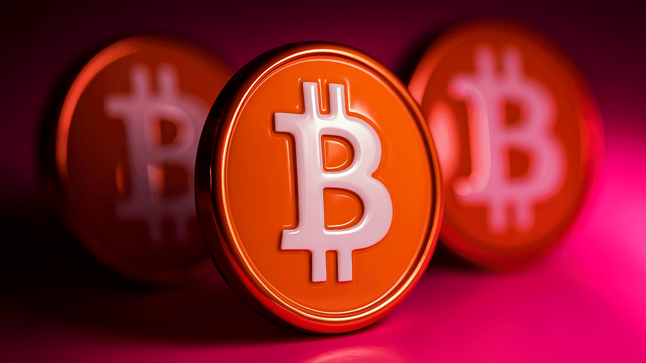 Bitcoin giảm xuống mức thấp $112,680 khi thảm họa tiền điện tử nắm chặt thị trường