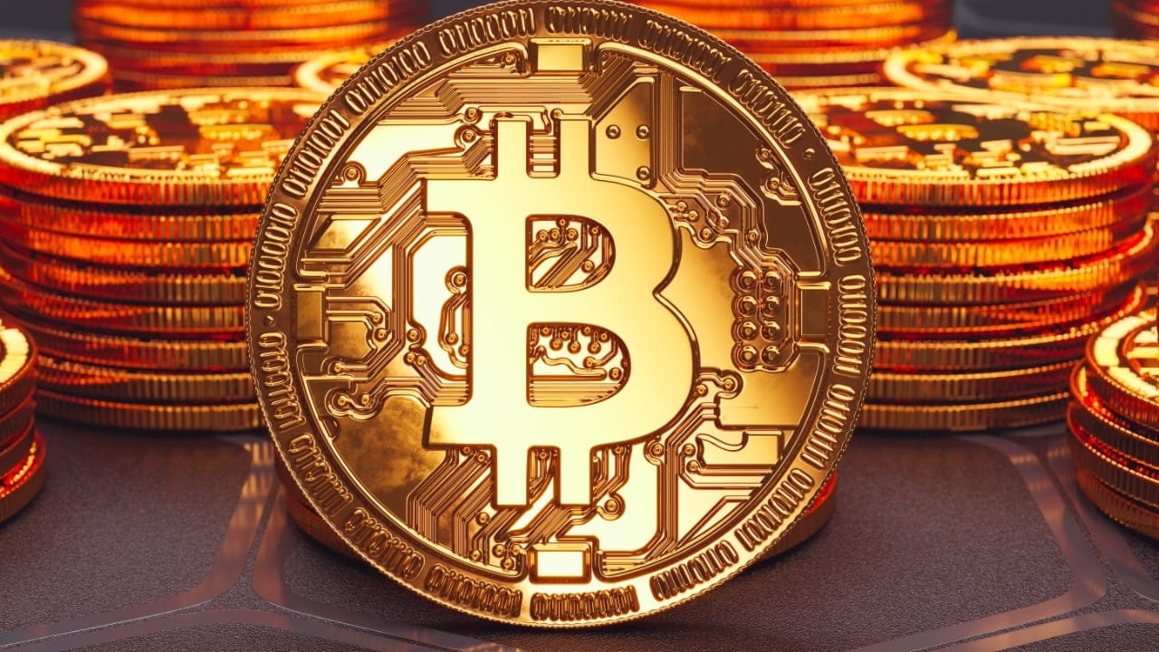 Michael Saylor explica 4 razones por las que MSTR se comercializa a una  prima sobre el NAV de Bitcoin | Wendyy_ en Binance Square