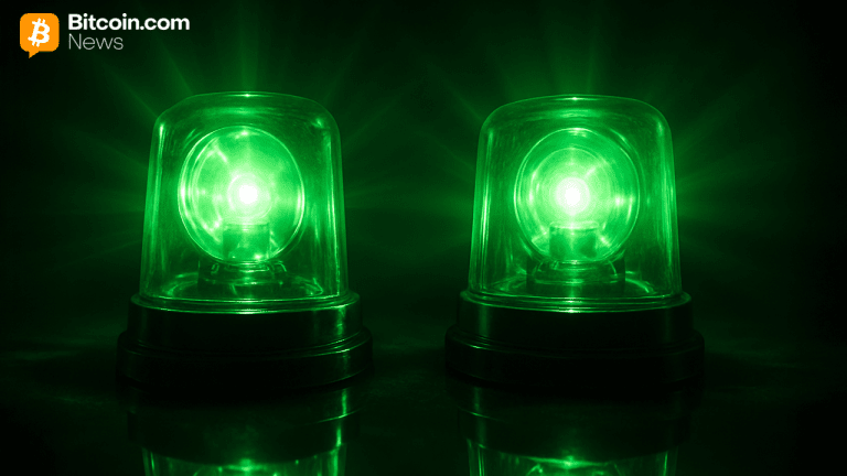 Coinbase and Korea Premiums Flash Green While Bitcoin’s December Chaos Deepens