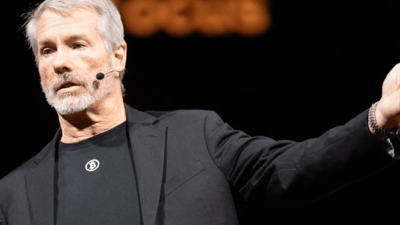 Saylor Sells 4.5 Million Shares, Yet Bitcoin Hits $90K: Why?