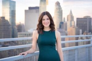 Lale Akoner Global Markets Analyst At Etoro