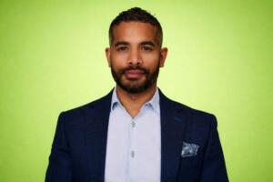 Simon Peters Crypto Analyst Etoro