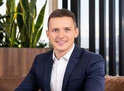 Josh Gilbert Market Analyst At Etoro