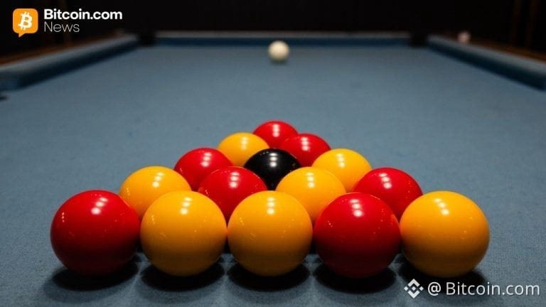 Heavy Selling Hits Bitcoin and Ether ETFs Again With $523 Million Combined Outflows