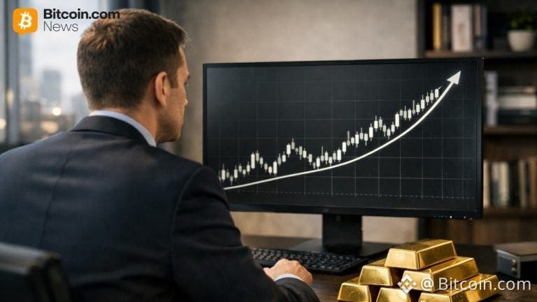 JPMorgan Sees Gold Topping $8,000 as Private Investors Boost Allocations