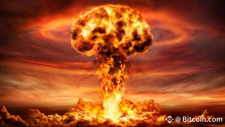 Ron Paul Warns Nuclear Conflict Risk Is Surging With No Diplomatic Brake