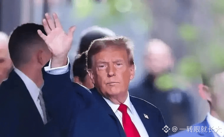 美媒终于回过味来了:中国这哪是买石油,分明是在给俄罗斯进行“大换血”。之所以这么说,是因为几天前,俄罗斯财政部正式发行了 | 谷海木兰A发布于币安广场