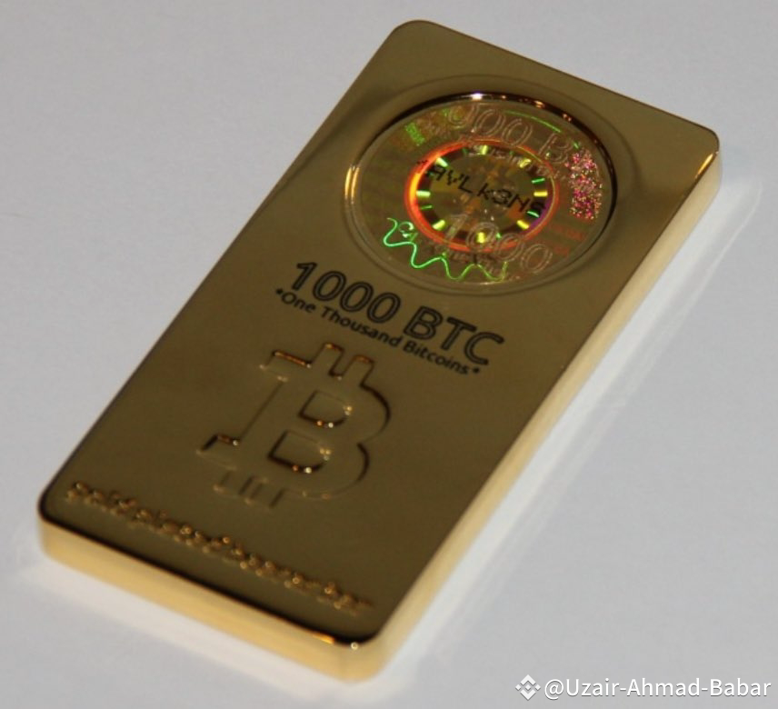 биткоин физические монеты и золотой слиток