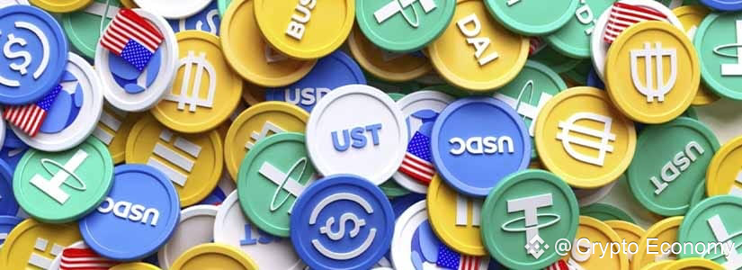 Senadoras Lummis y Gillibrand lideran iniciativa legislativa para regular las stablecoins