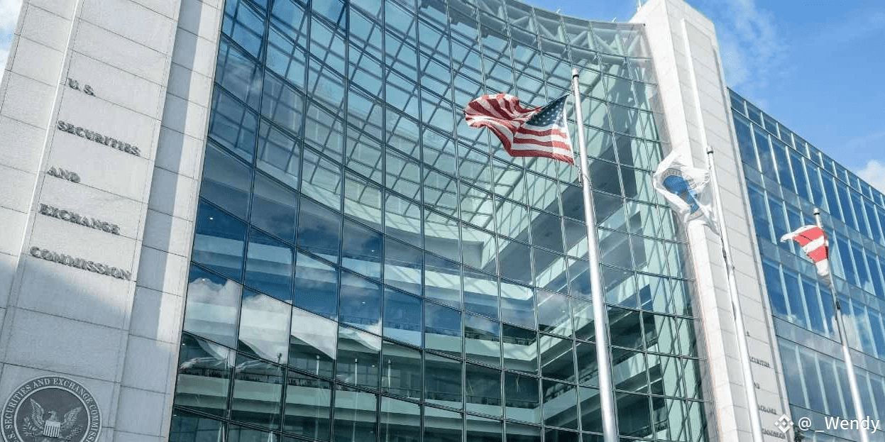 SEC Commissioners Clash Over Crypto Listing Standards With ETF Surge Set to Unleash