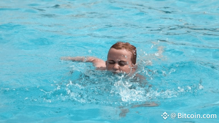 Bitcoin Treads Water As Dominance Falls to Lowest Level in 4 Months